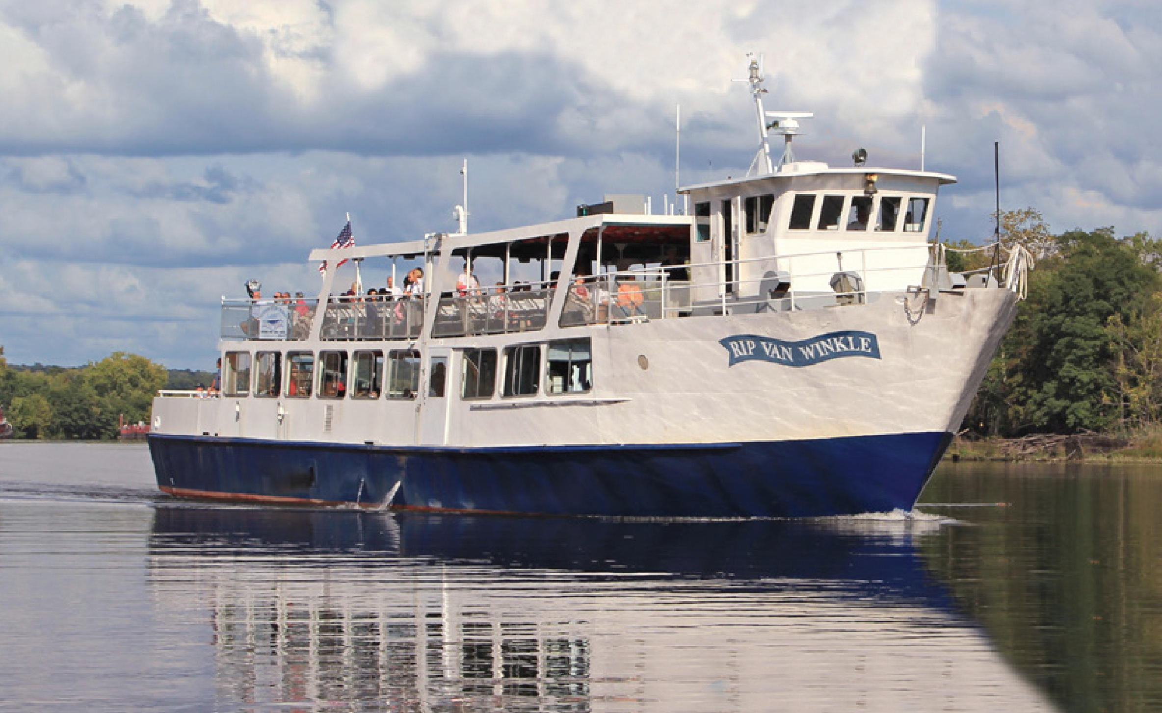 Hudson River Cruises Sightseeing Boat Tours In Hudson Valley Ny